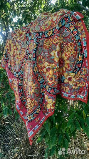 Платок шаль крепдышиновый 60х годов