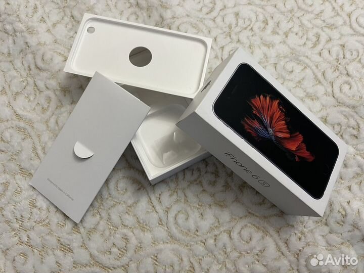 Коробка от iPhone 5S / 6S / 8