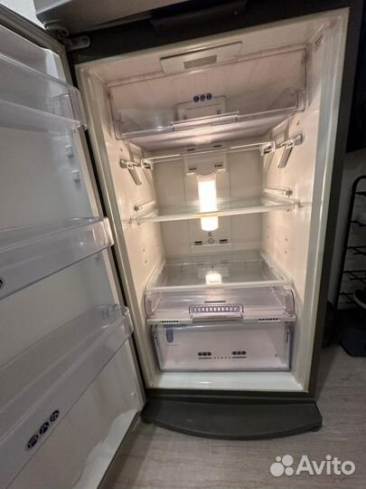 Холодильник в отличном состоянии