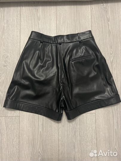 Шорты женские новые