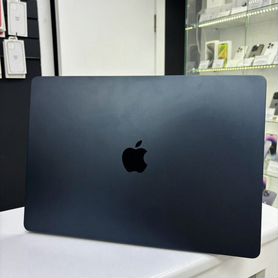 Apple MacBook Air 15 m2 16gb 1Tb