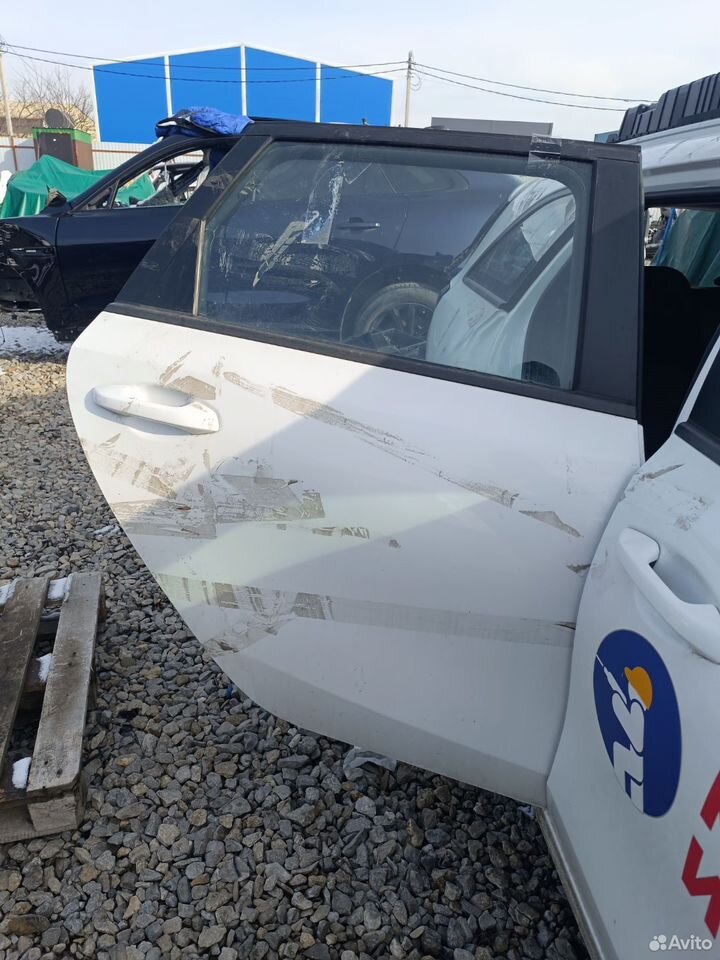 Дверь задняя правая Kia Ceed 3 CD универсал