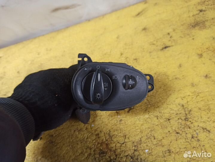 Переключатель света фар Ford Focus 1