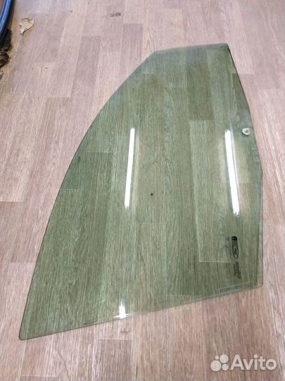 Стекло двери передней правой Ford Fusion 2002-2012