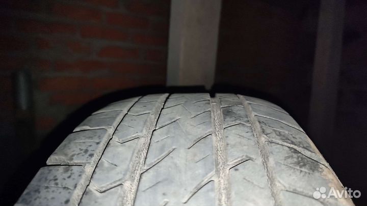 Lassa Driveways 215/65 R16