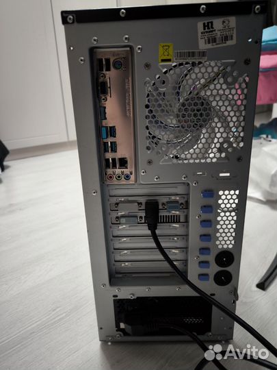 Продаю компьютер i7 8700/16Gb/512m2