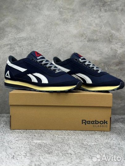 Кроссовки Reebok classic