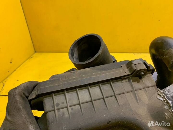 Корпус воздушного фильтра Kia Sportage 1993-2006