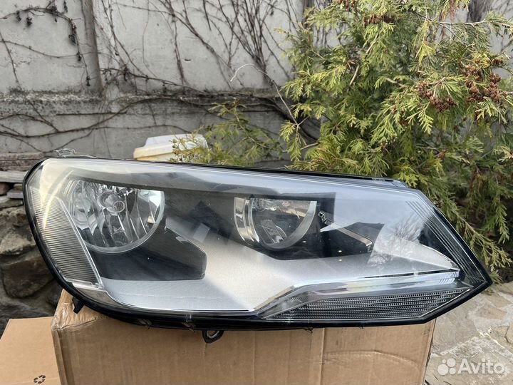 Фара правая touareg nf 7p1941006