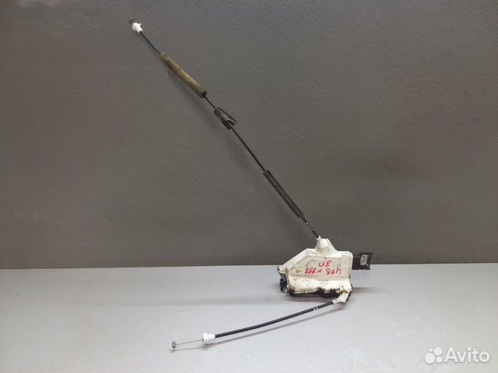 Замок двери задний правый Peugeot 408 2013