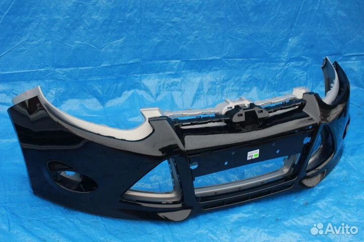 Бампер на Ford Focus 3 Крашеный