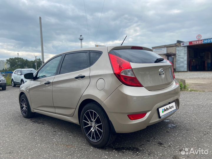 Hyundai Solaris 1.6 AT, 2013, 149 000 км