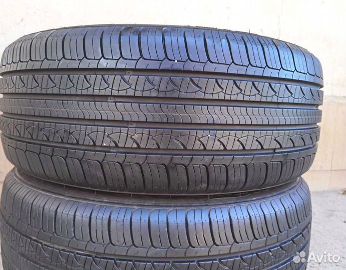 Nexen N'Priz AH8 215/55 R17 94V