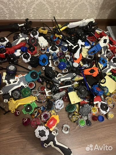 Бейблэйд волчки и запускалки