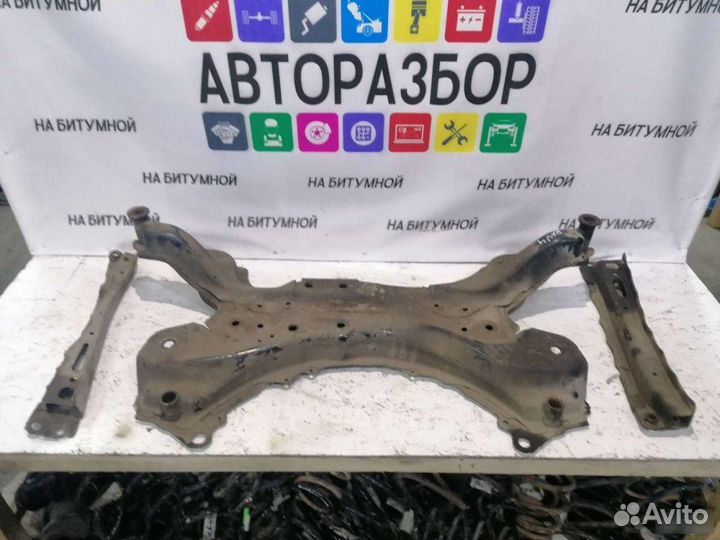 Подрамник передний Toyota Rav4