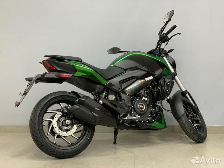 Мотоцикл bajaj Dominar 400 Touring