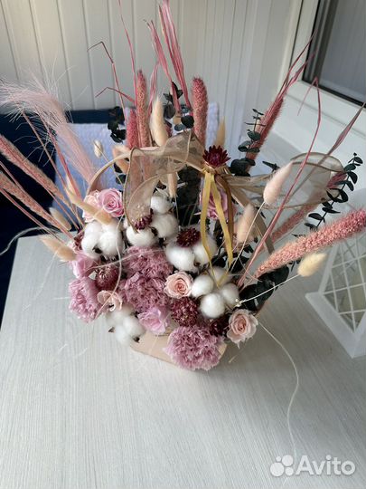 Композиция из стабилизированных цветов