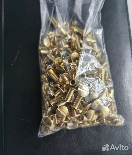 Болты металлические высота ножки 10 мм, золото