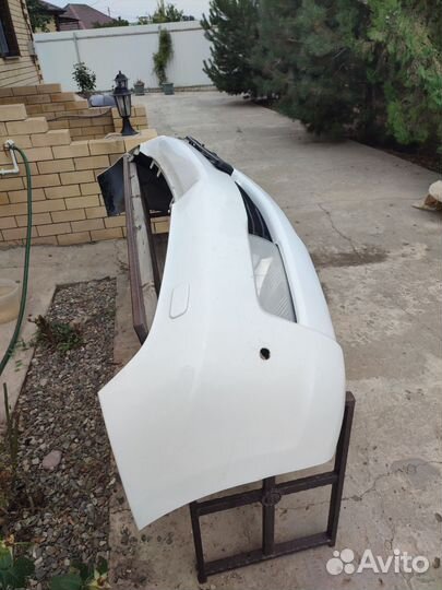 Бампер передний toyota land cruiser 200