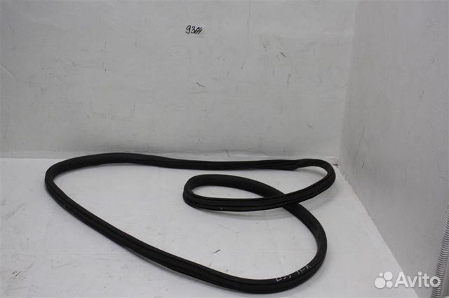 Уплотнитель кузова передней левой двери Peugeot-C