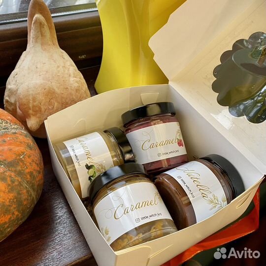 Печать наклеек / наклейки с контурной резкой