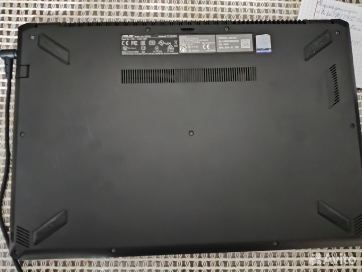 Игровой ноутбук asus FX570UD-DM148T