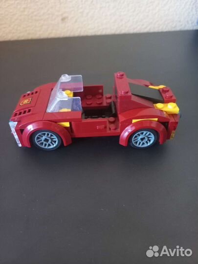 Lego City машина бандита,в хорошем состоянии