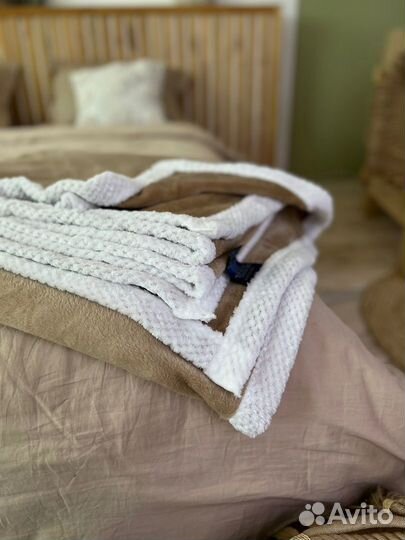 Плед двухсторонний 200x220