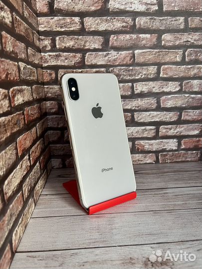iPhone Xs, 64 ГБ