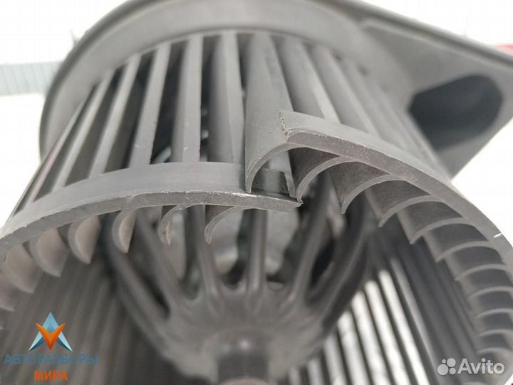 Моторчик печки Ford Focus 1999 7701048387