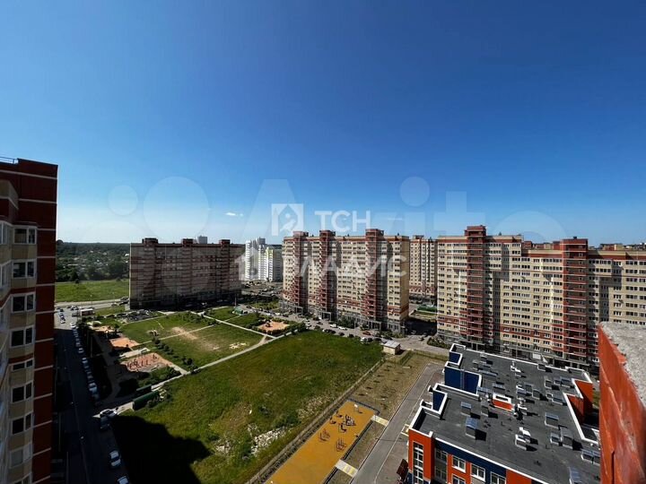 2-к. квартира, 63,2 м², 1/16 эт.