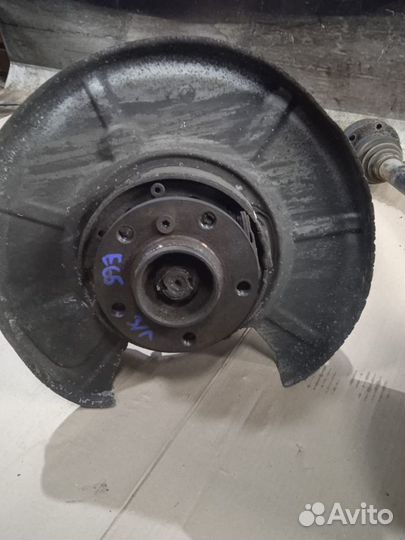 Кулак зад лев сборе с приводом и ступиц BMW 7 E65