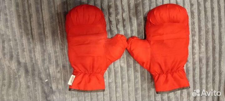 Боксерские перчатки