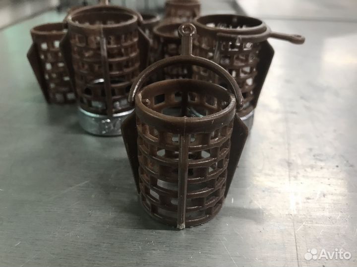 Пластиковый корпус для кормушек 