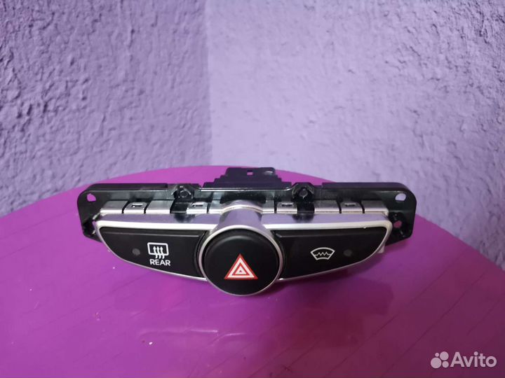 Блок кнопок и другое Hyundai Solaris 10-17