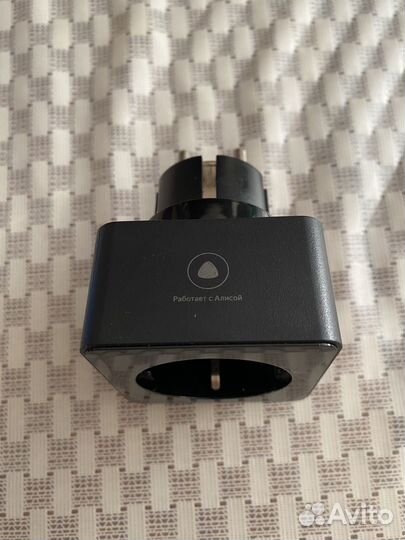 Умная розетка алиса