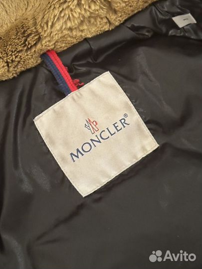 Пуховик moncler