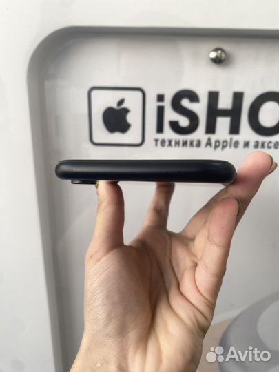 iPhone XR 64GB Black Б/у