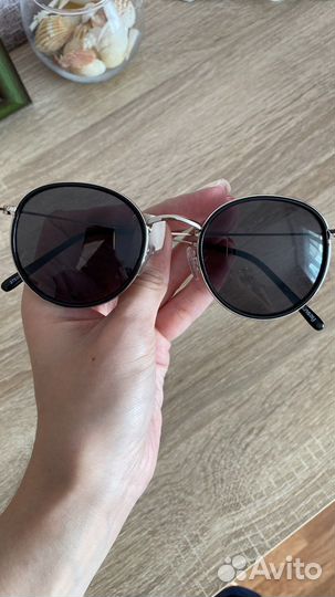 Солнцезащитные очки