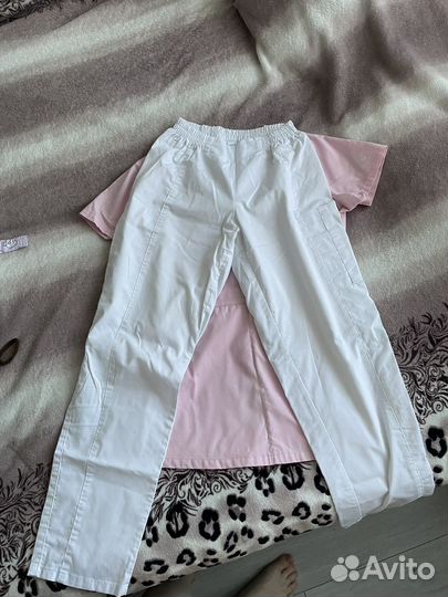 Медицинская одежда женская