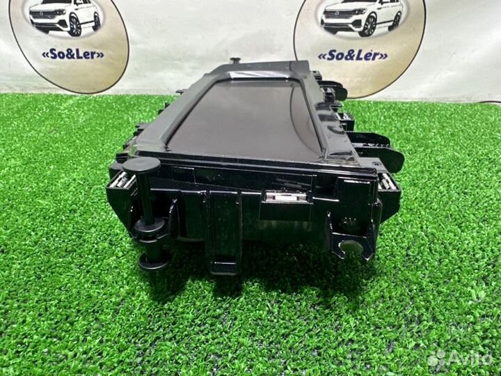 Панель приборов Volkswagen Golf MK 8 dfya (R4 1.5