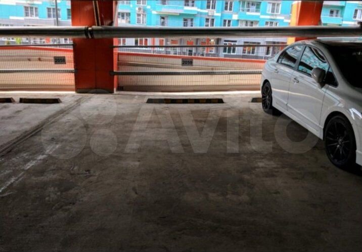 Машиноместо, 13 м²