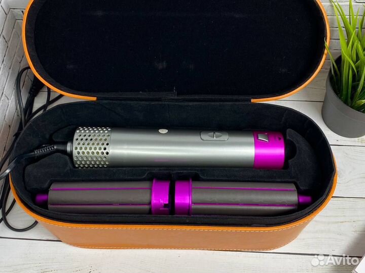 Продаётся Стайлер Dyson
