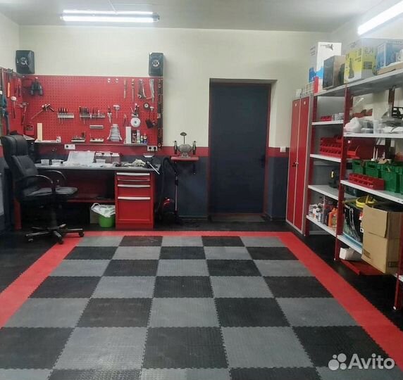 Модульная пвх-плитка для гаража