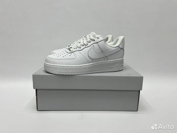 Nike Air Force 1 Low White