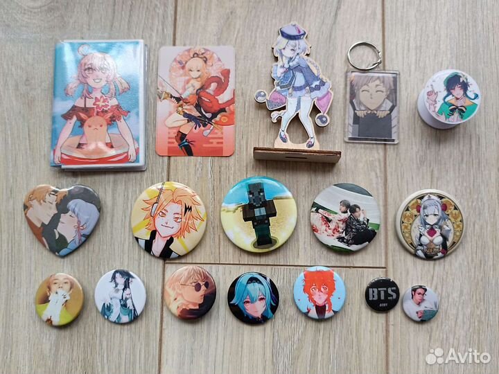 Genshin, аниме и kpop атрибутика