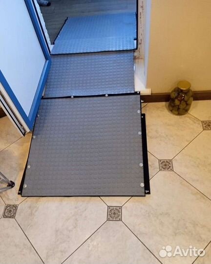 Регулируемые пандусы для инвалидных колясок