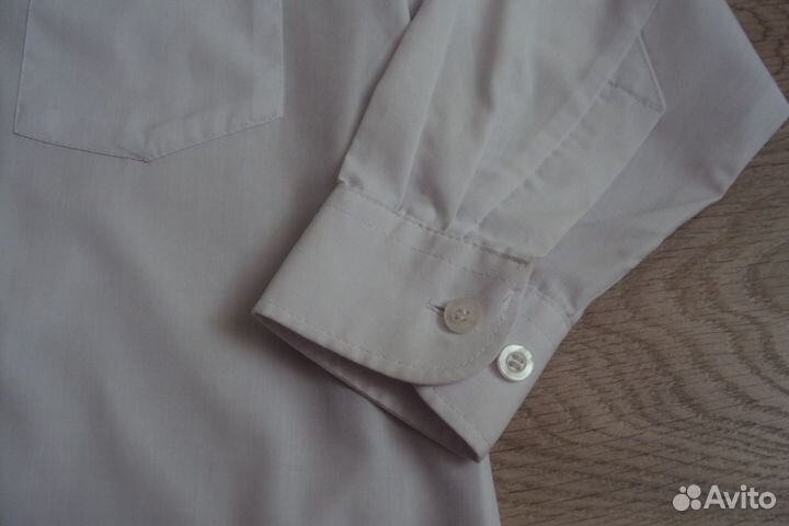 Рубашка белая в отличном состоянии
