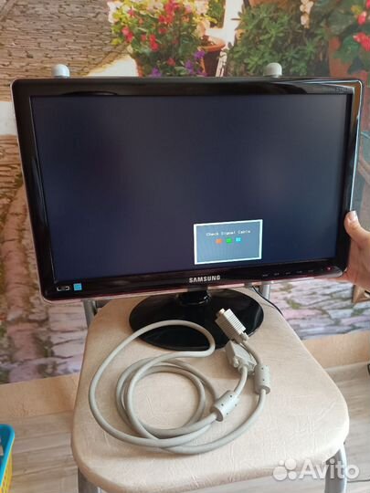 Монитор samsung