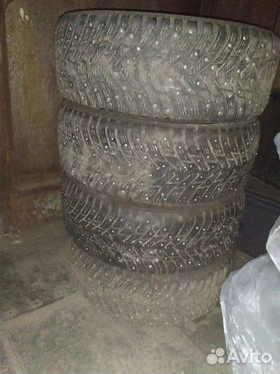 Nokian Tyres Hakkapeliitta 8 SUV 245/60 R18